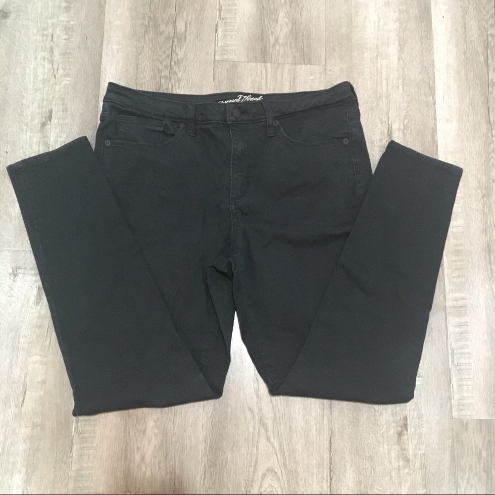 Universal Thread Women’s black jeans